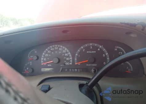 2002 Ford F-150 Lariat/Xlt z USA, uszkodzony, nr VIN 1FTRW08L92KA72052